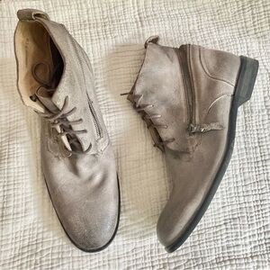 John Varvatos Gray Leather Boots